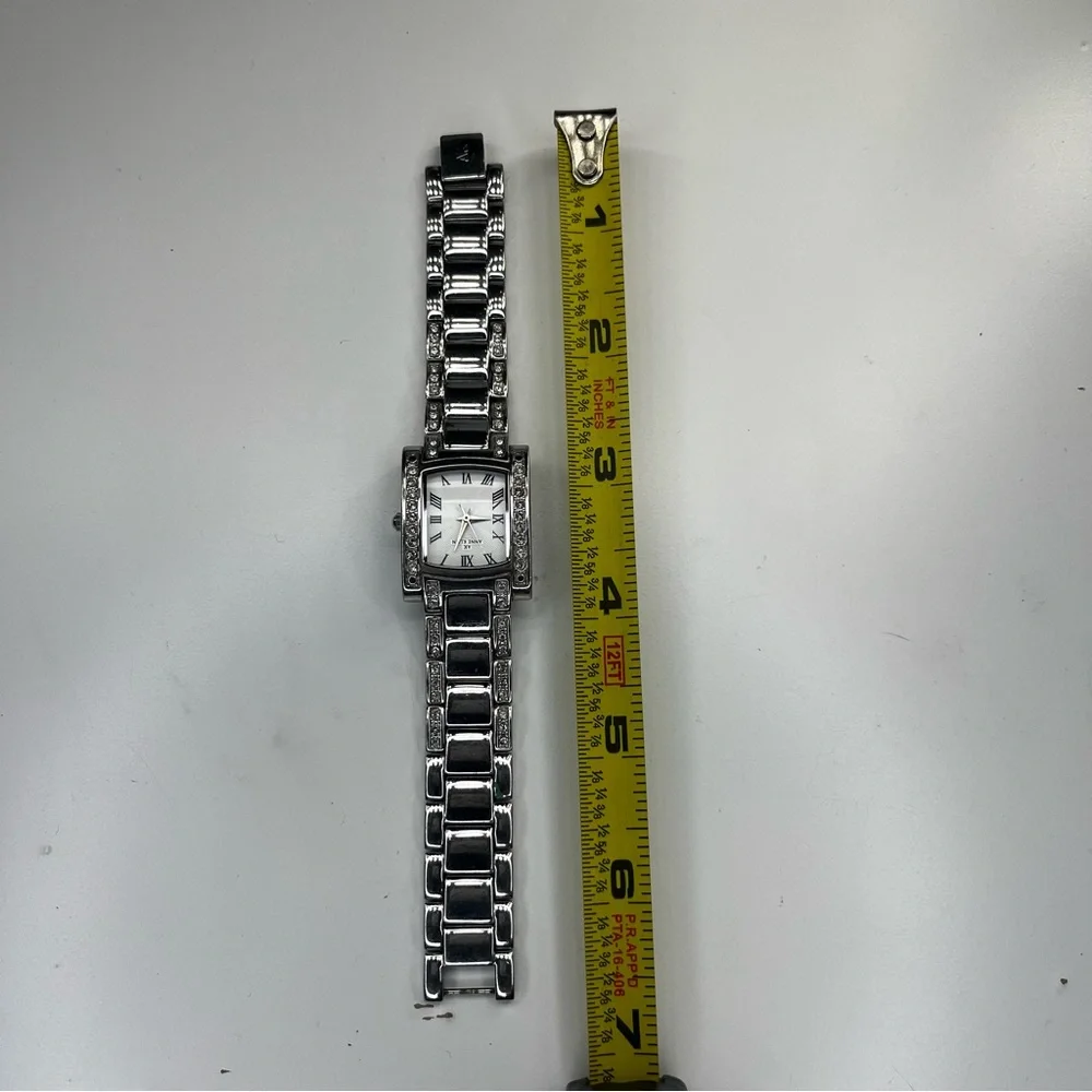 Anne Klein Wome's Elegant New Rhinestone‎ 10/7127SW Watch New Battery